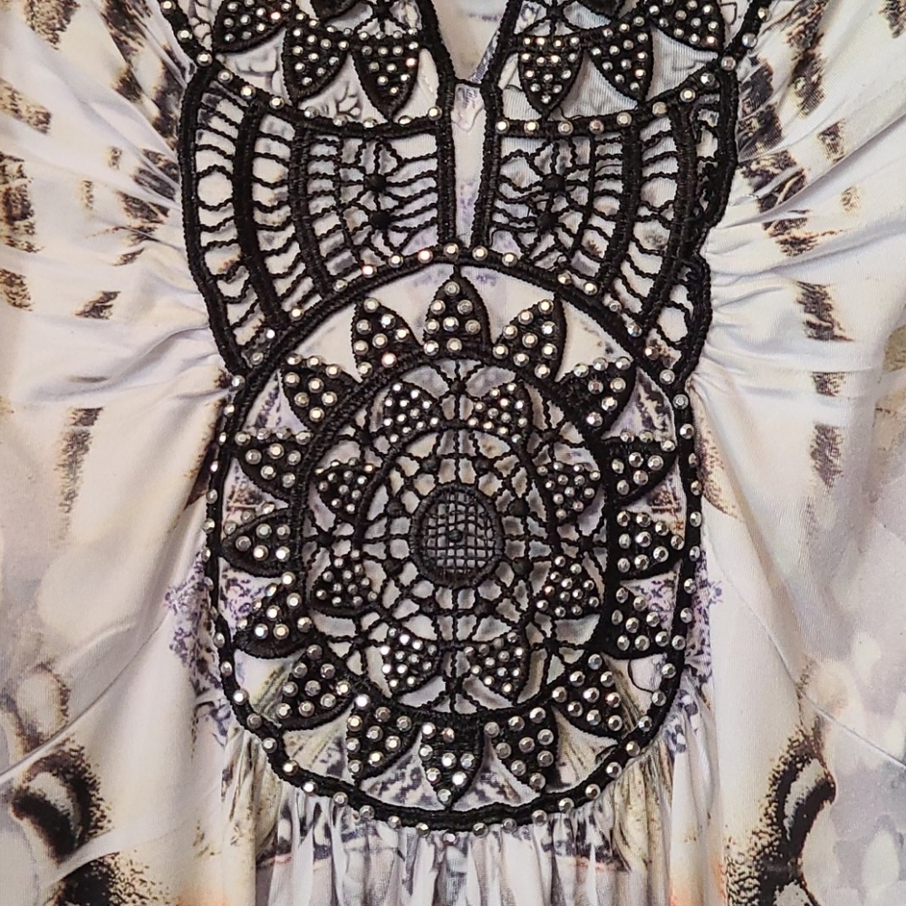 Dress - Picture 2 of 4